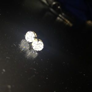 Diamon earrings